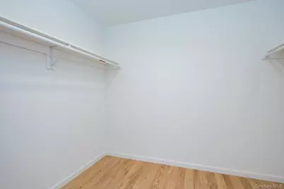 3356 Carrollton Avenue, Wantagh, NY 11793 - Photo 34