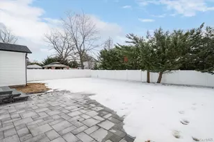 3356 Carrollton Ave, Wantagh, NY 11793 - Photo 38