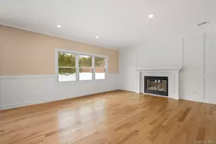 3356 Carrollton Ave, Wantagh, NY 11793 - Photo 16