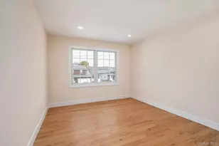 3356 Carrollton Ave, Wantagh, NY 11793 - Photo 28