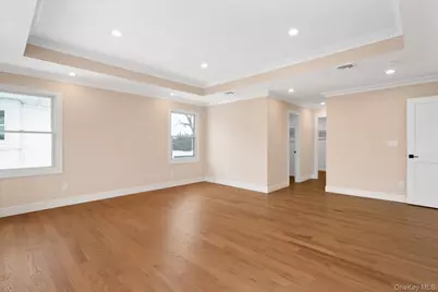 3356 Carrollton Avenue, Wantagh, NY 11793 - Photo 30