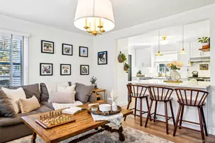 4 Jeffrey Ln, Setauket, NY 11733 - Photo 4