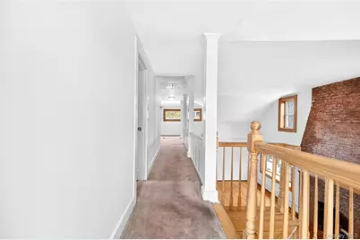 24 Old Knollwood Road, White Plains, NY 10607 - Photo 20