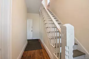 63 Thompson St, Poughkeepsie, NY 12601 - Photo 4