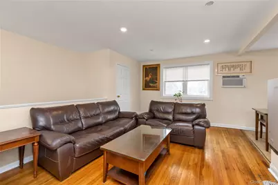 22455 Kingsbury Avenue #B, Oakland Gardens, NY 11364 - Photo 2
