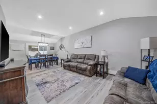 9 Allegheny Dr E, Farmingville, NY 11738 - Photo 6