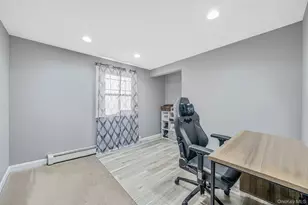 9 Allegheny Dr E, Farmingville, NY 11738 - Photo 18