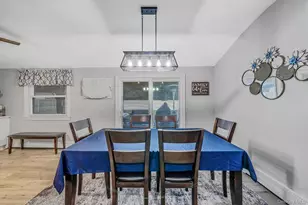 9 Allegheny Dr E, Farmingville, NY 11738 - Photo 10