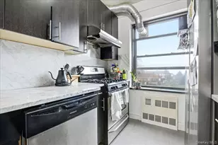 99-60 63rd Rd, Rego Park, NY 11374 - Photo 14