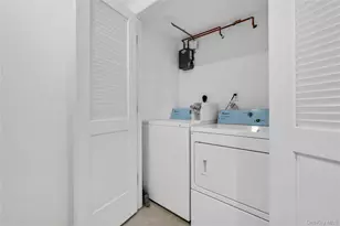 28-05 21st Ave, Astoria, NY 11105 - Photo 16