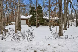 318 B Mill Rd, Manorville, NY 11949 - Photo 20