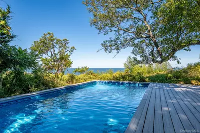 4105 Soundview Avenue, Mattituck, NY 11952 - Photo 1