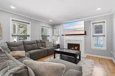 106 Park Avenue, Miller Place, NY 11764 - Photo 14