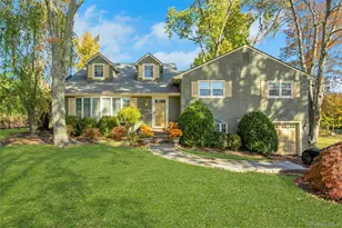 3 Birchbrook Dr, Valhalla, NY 10595 - Photo 2