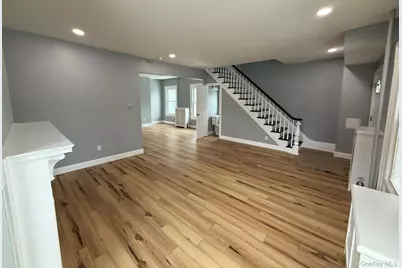 7 Mulberry Street, Middletown, NY 10940 - Photo 6