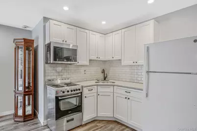 9 Barnes Road, Manorville, NY 11949 - Photo 20