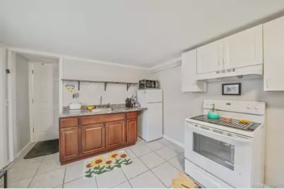 100 Parkside Avenue, Miller Place, NY 11764 - Photo 22