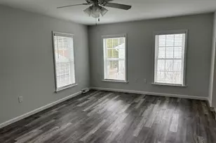 1661-539 Old Country Rd, Riverhead, NY 11901 - Photo 10