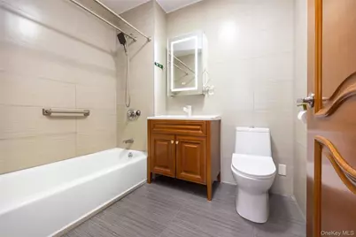 144-69 Barclay Avenue #4A, Flushing, NY 11355 - Photo 4