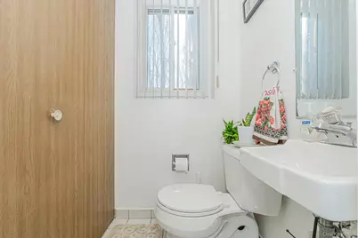 212 Ilyssa Way, New York, NY 10312 - Photo 14