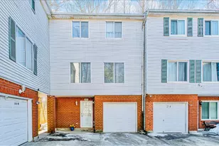 212 Ilyssa Way, New York, NY 10312 - Photo 1