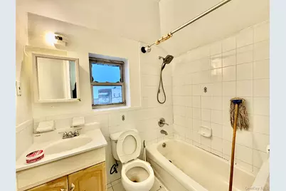 103-25 Alstyne Avenue, Corona, NY 11368 - Photo 16