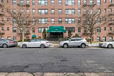 120 Horton Highway #12D, Mineola, NY 11501 - Photo 1