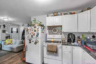 13 Carr Ln, Medford, NY 11763 - Photo 10