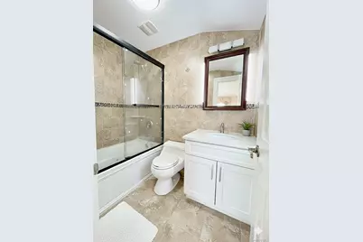 253-12 58 Avenue, Little Neck, NY 11362 - Photo 10