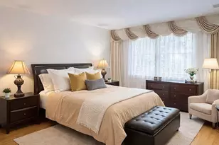 253-12 58th Ave, Little Neck, NY 11362 - Photo 14