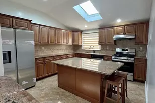 253-12 58th Ave, Little Neck, NY 11362 - Photo 4