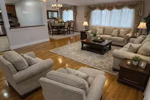 253-12 58th Ave, Little Neck, NY 11362 - Photo 10