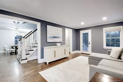 6 Boylston Street, Garden City, NY 11530 - Photo 4