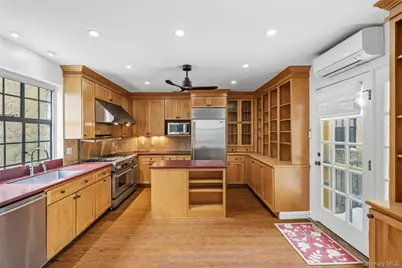 2501 Palisade Avenue #H2, Bronx, NY 10463 - Photo 8