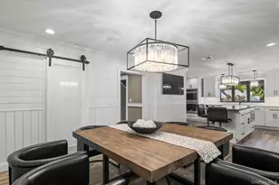 131 Fleets Cove Rd, Huntington, NY 11743 - Photo 14