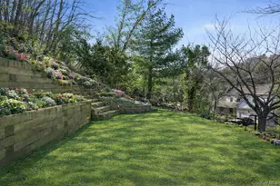 131 Fleets Cove Rd, Huntington, NY 11743 - Photo 34