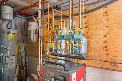 131 Fleets Cove Road, Huntington, NY 11743 - Photo 36