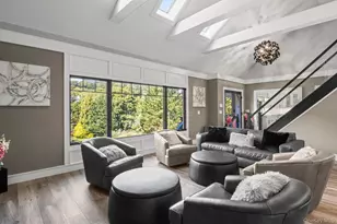 131 Fleets Cove Rd, Huntington, NY 11743 - Photo 14