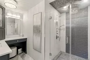 131 Fleets Cove Rd, Huntington, NY 11743 - Photo 26