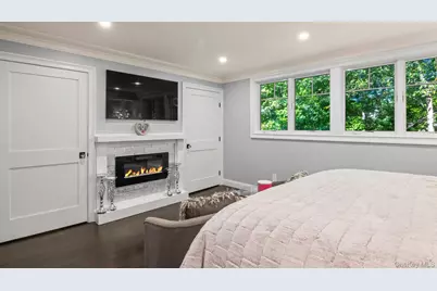 131 Fleets Cove Road, Huntington, NY 11743 - Photo 24