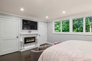 131 Fleets Cove Rd, Huntington, NY 11743 - Photo 24