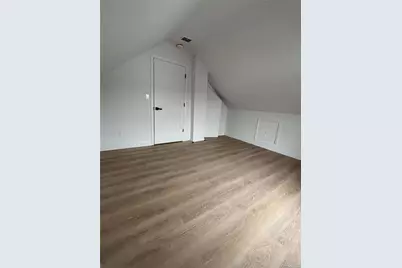 1353 Old Northern Boulevard, Roslyn, NY 11576 - Photo 20