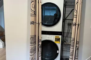 1353 Old Northern Blvd, Roslyn, NY 11576 - Photo 6