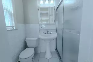 160 Sackville Rd, Garden City, NY 11530 - Photo 12