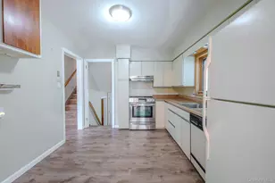 160 Sackville Rd, Garden City, NY 11530 - Photo 6