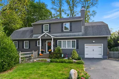 1 Hillcrest Place, Locust Valley, NY 11560 - Photo 1