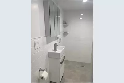 8117 164th Place, Flushing, NY 11432 - Photo 10