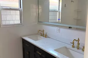 81-17 164th Pl, Flushing, NY 11432 - Photo 2