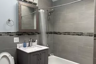 81-17 164th Pl, Flushing, NY 11432 - Photo 14