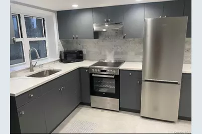 8117 164th Place, Flushing, NY 11432 - Photo 12